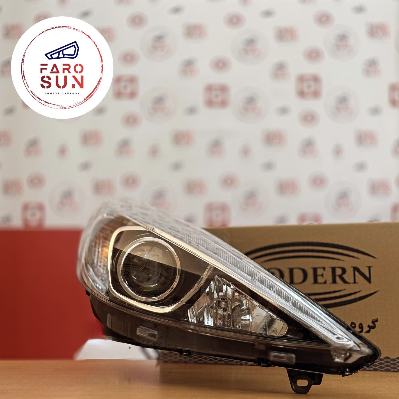 چراغ جلوی پژو 207 برند مدرن صنعت (سمت راست)